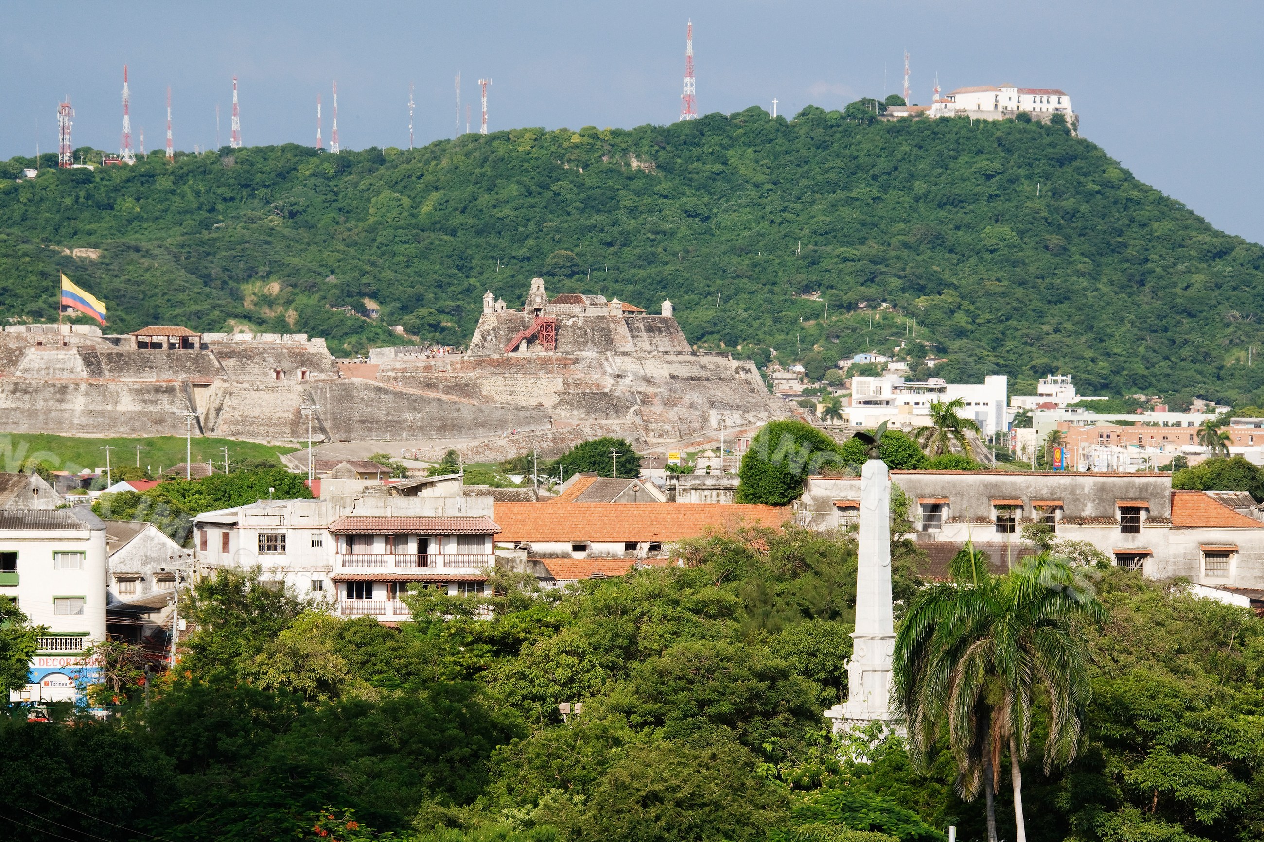 Castillo de san felipe de barajas fortress and convento de la popa