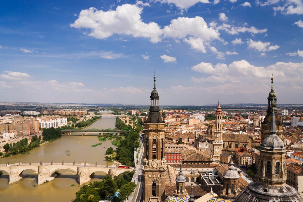 Overview of ebro river and zaragoza of our lady of the pillar
