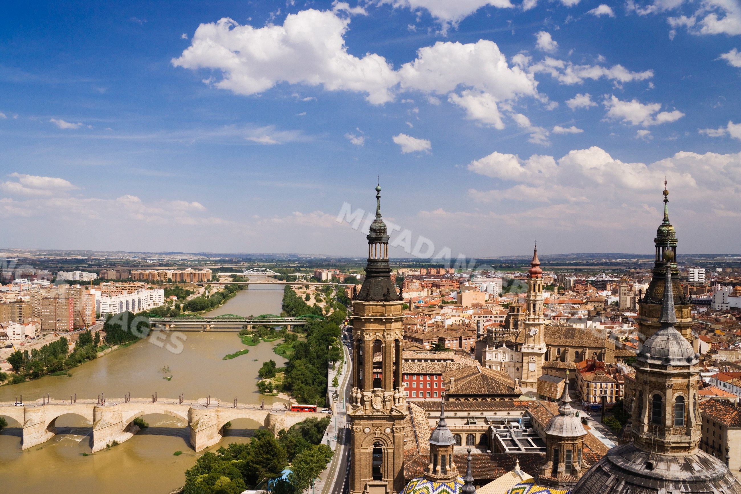 Overview of ebro river and zaragoza of our lady of the pillar