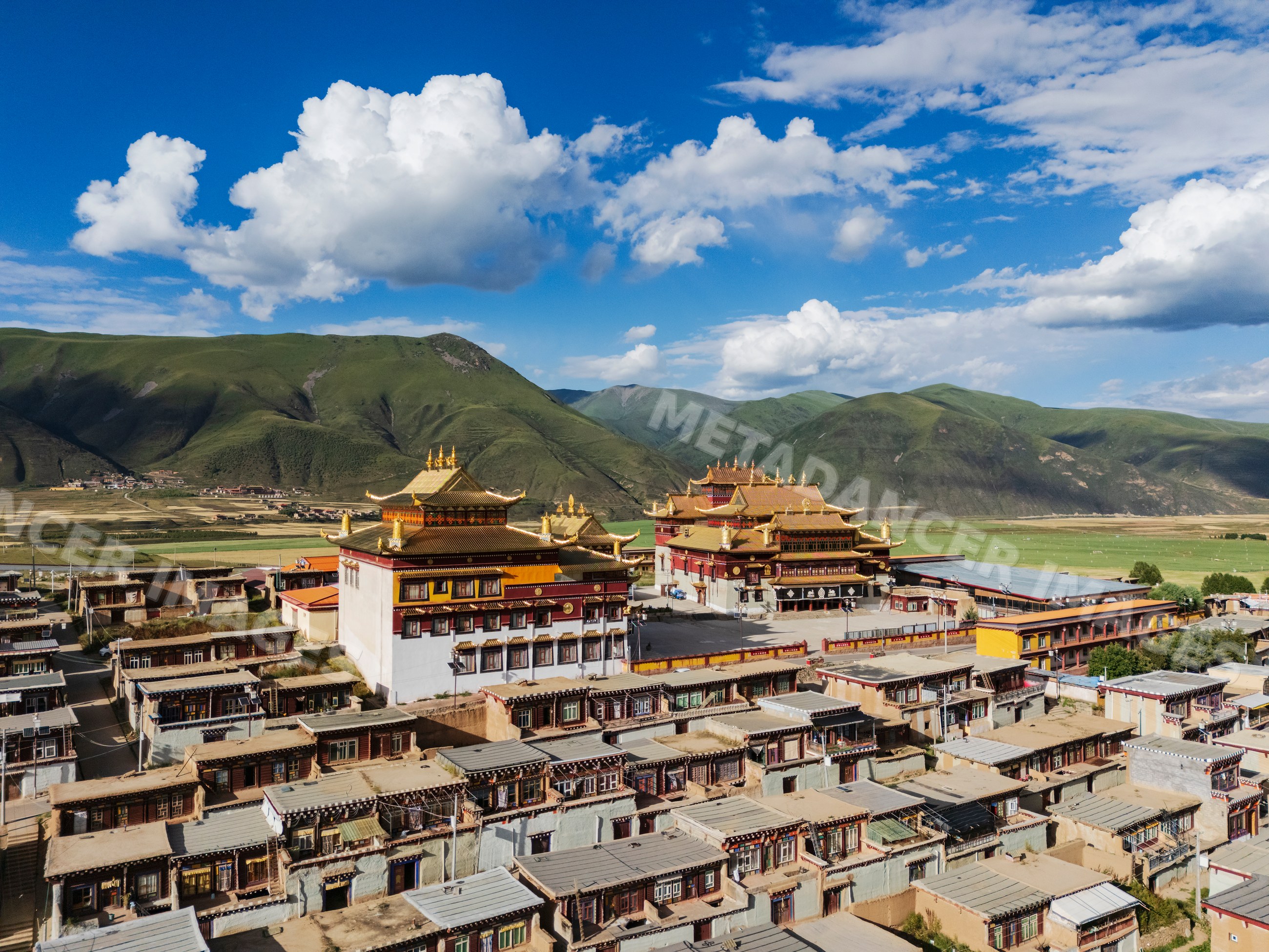 Dajin Temple and monks residences in kagongxiang village