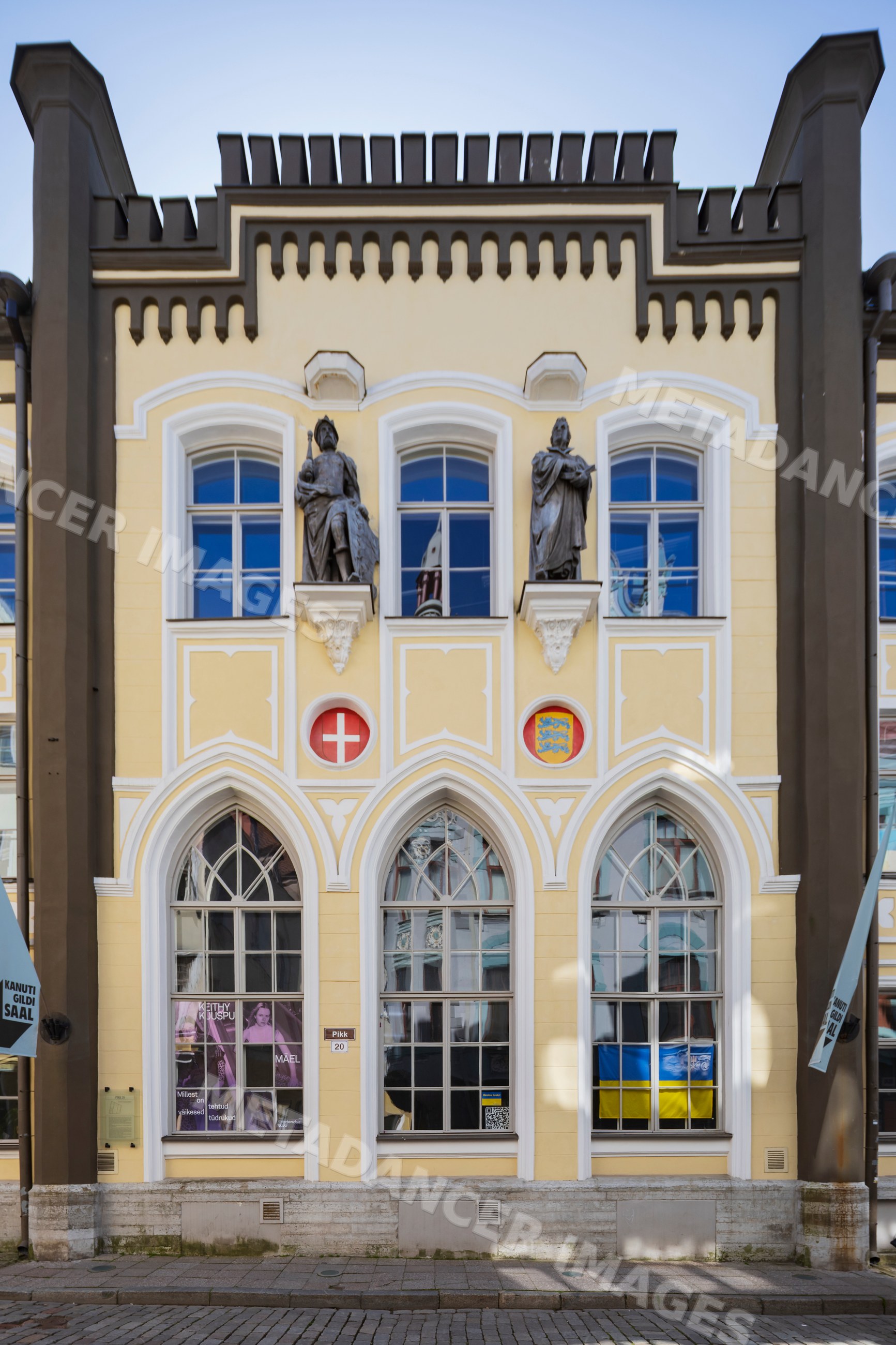 Canute’s Guild Hall facade with statues and arched windows