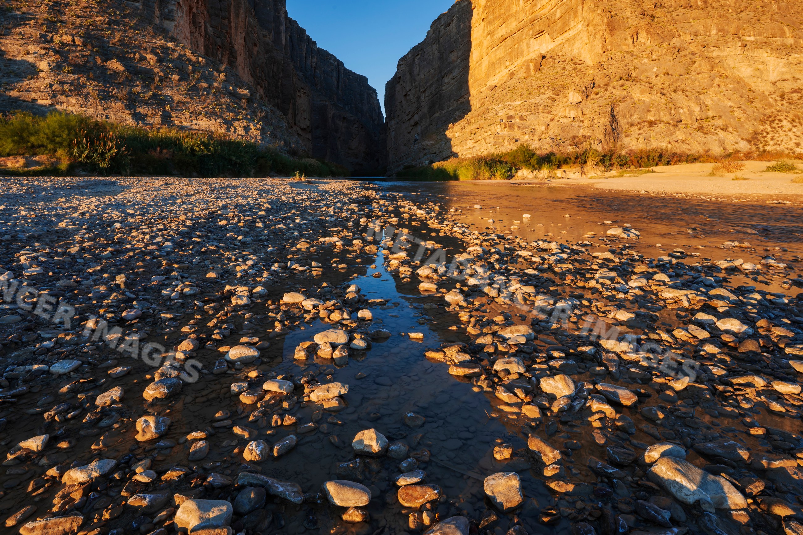 Santa elena canyon river and cliffs
