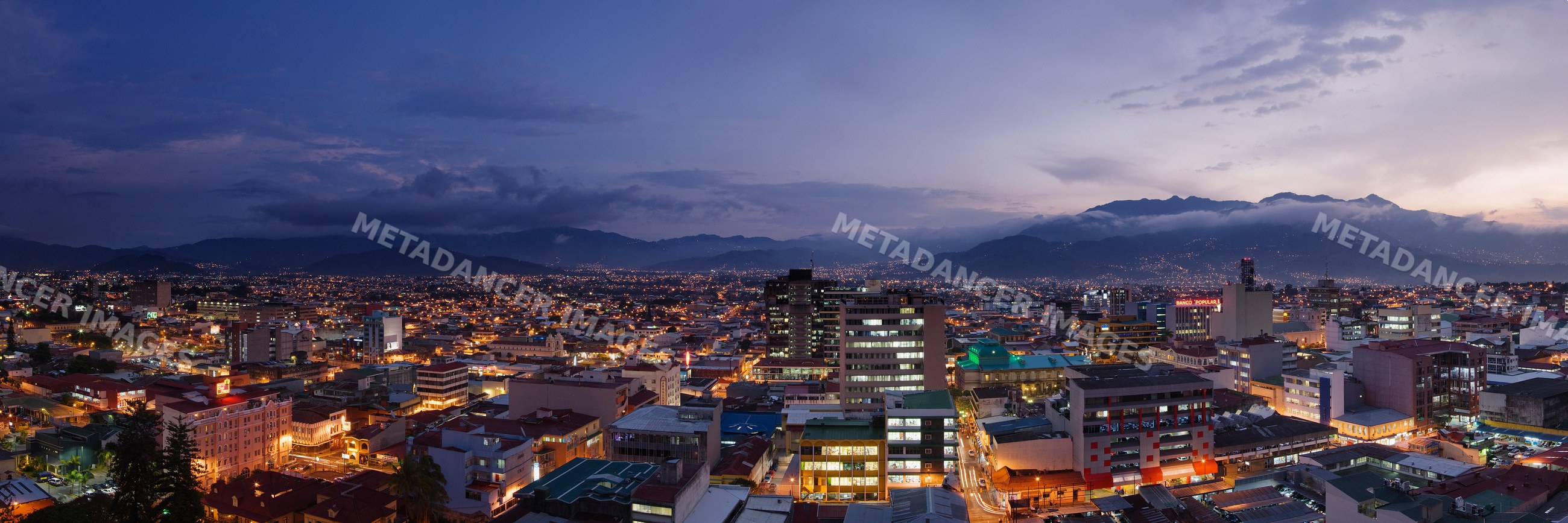 San jose cityscape with mountains at dusk