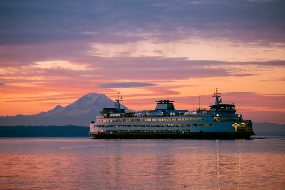 Seattle ferry crossing water