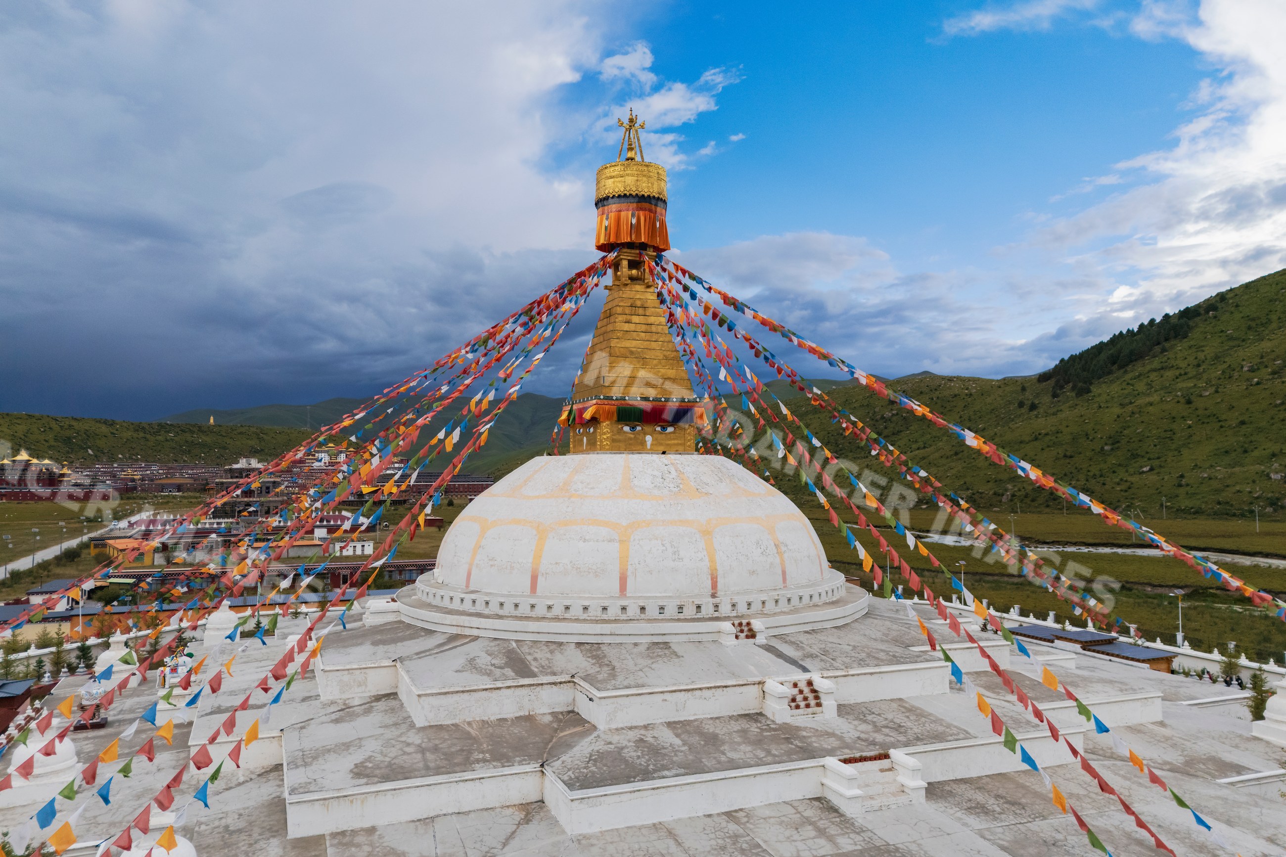 Zhuqing wujian zen forest monastery Stupa with prayer flags