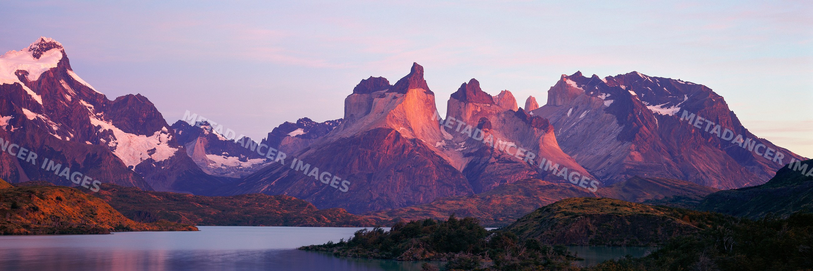 Los cuernos mountain range at sunset, chile