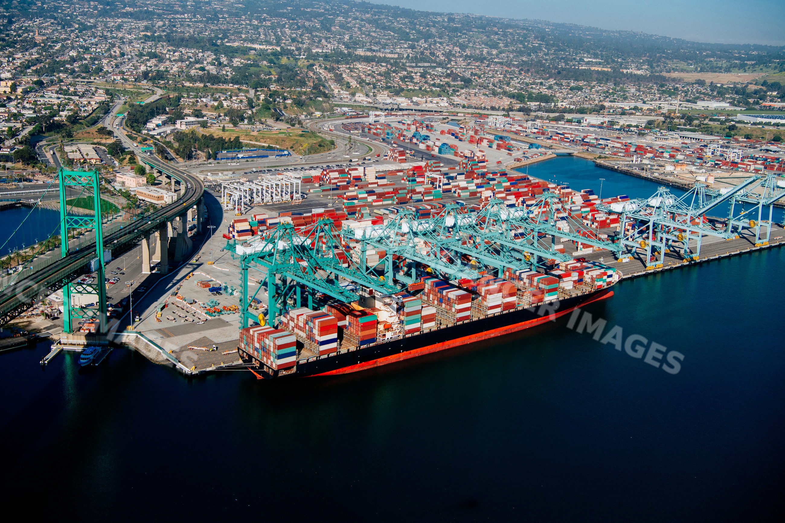 Container ship loaded with shipping containers