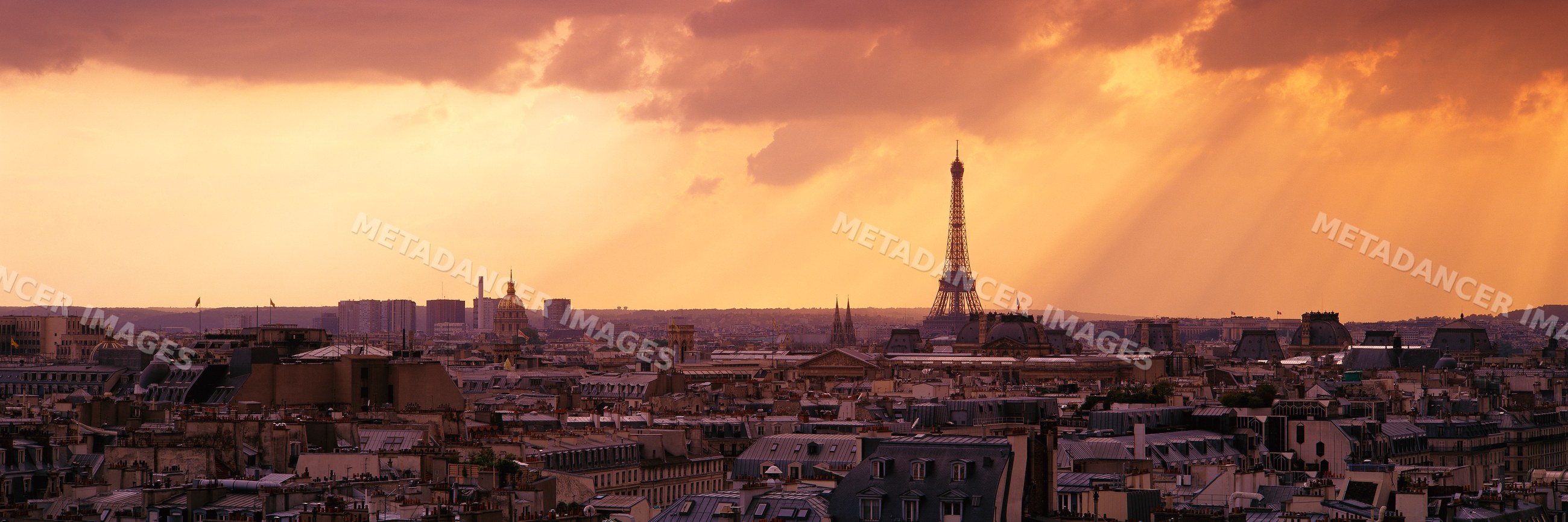Paris cityscape at sunset with eiffel tower
