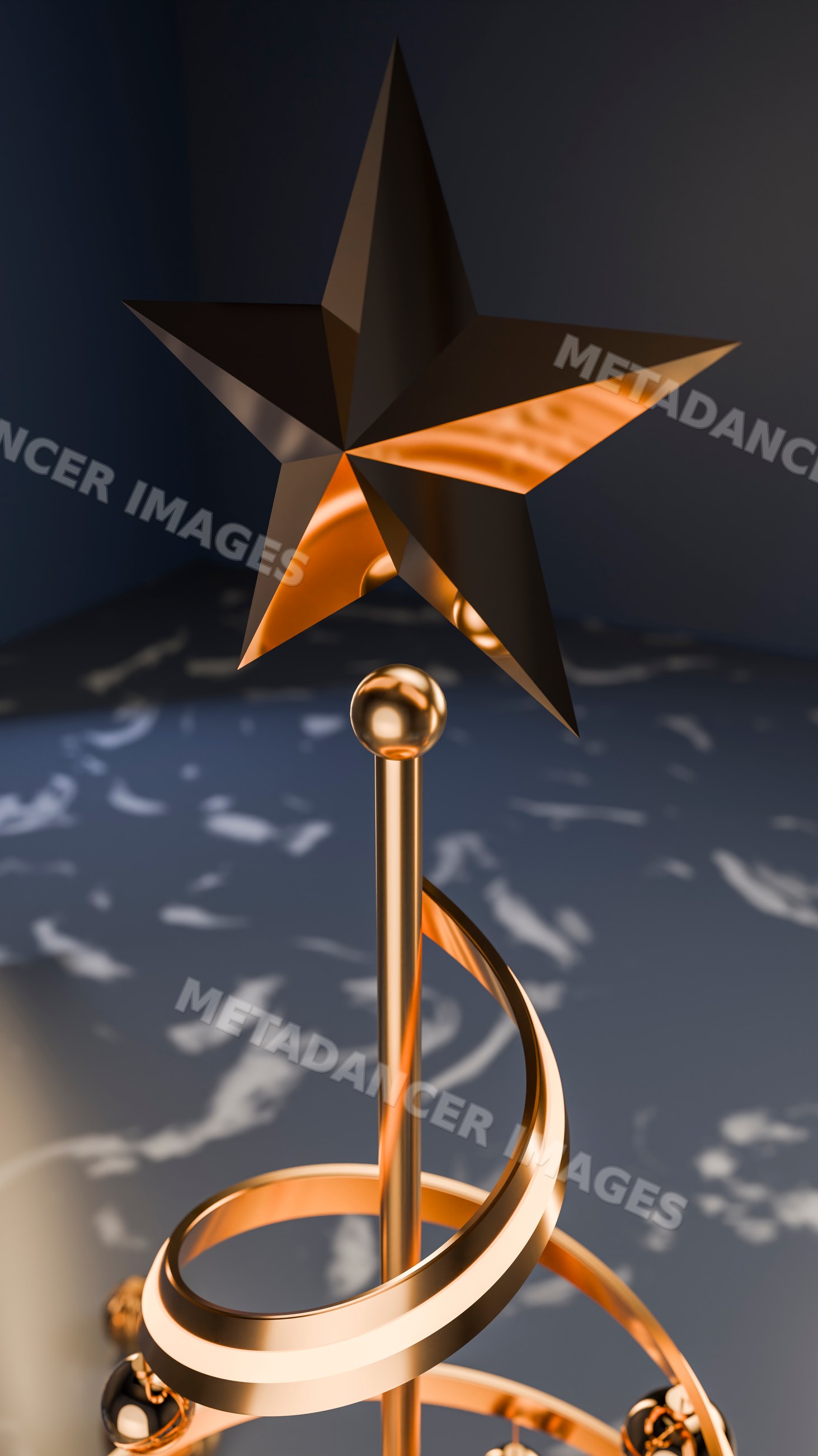 Metal star topper with spiral gold decoration