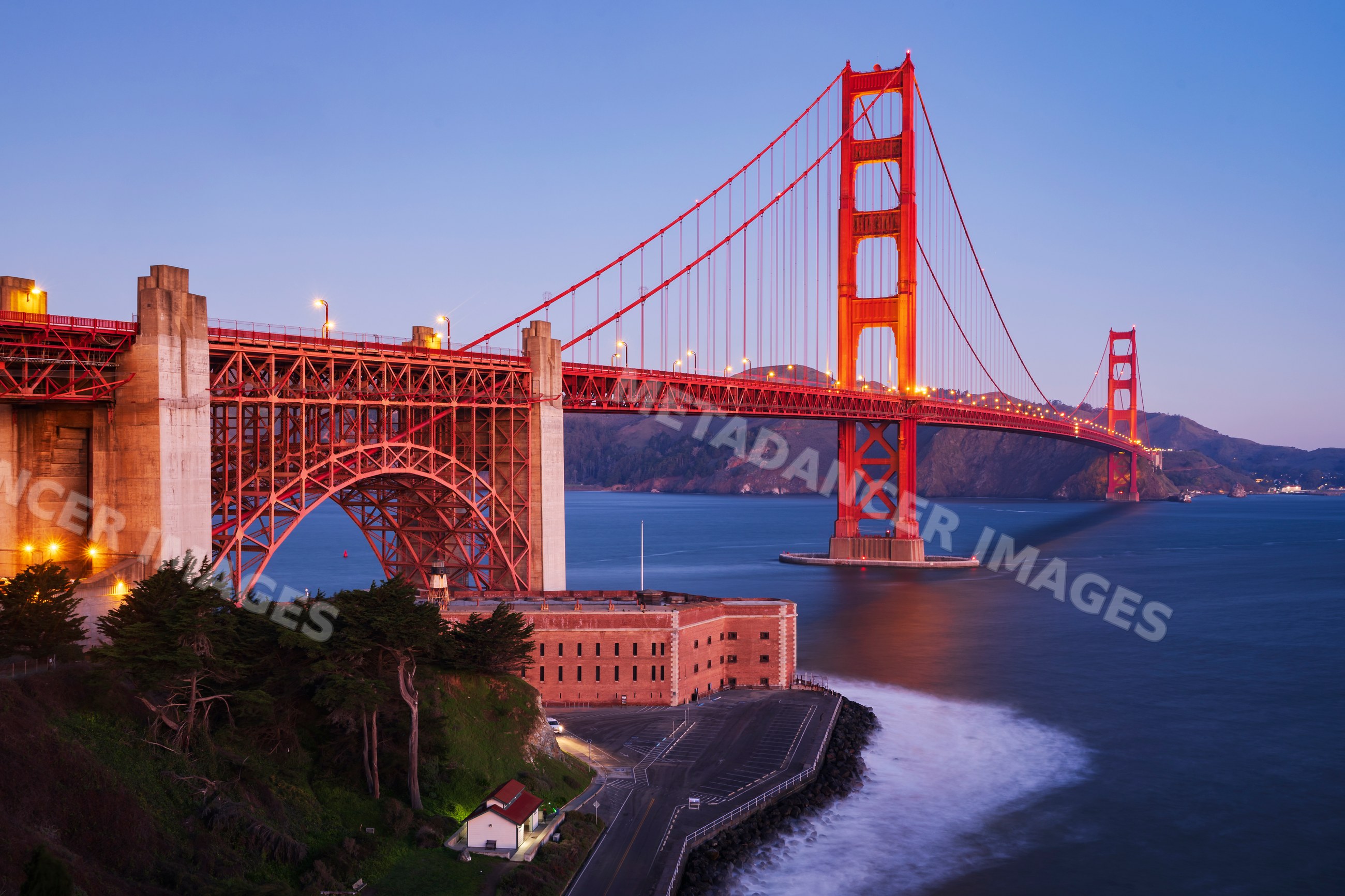 Golden gate bridge at Dawn from the Battery E Trail